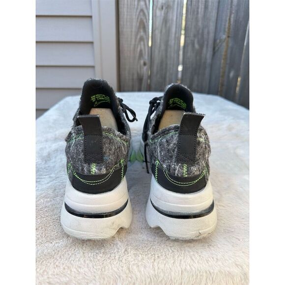 Nike Air Zoom-Type M2Z2 Unisex Sneakers Black Size 11.5 Running Casual - Picture 4 of 10